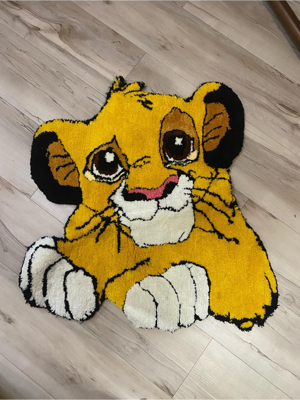 Lion hand tufted rug - Yellow Simba Design